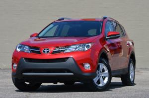 Toyota RAV4 2013 года